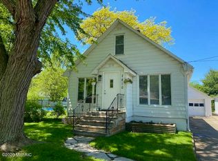 2810 James Ave, Saint Joseph, MI 49085