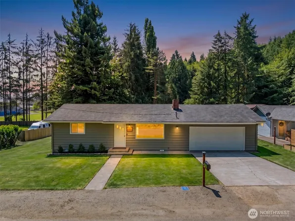 21 Maple Leaf Street, Raymond, WA 98577