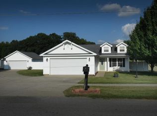 153 Roger Powell Rd, Sebree, KY 42455