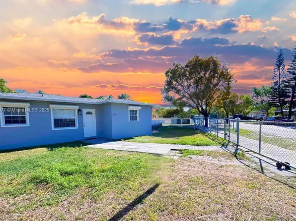 6151 Flagler St, Hollywood, FL 33023
