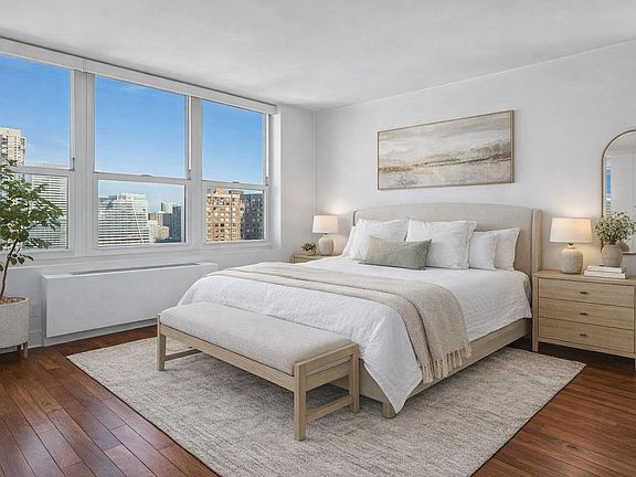 3rd image of 88 Morgan St APT 2102