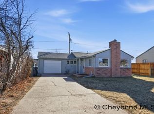 2007 E 17th St, Cheyenne, WY 82001