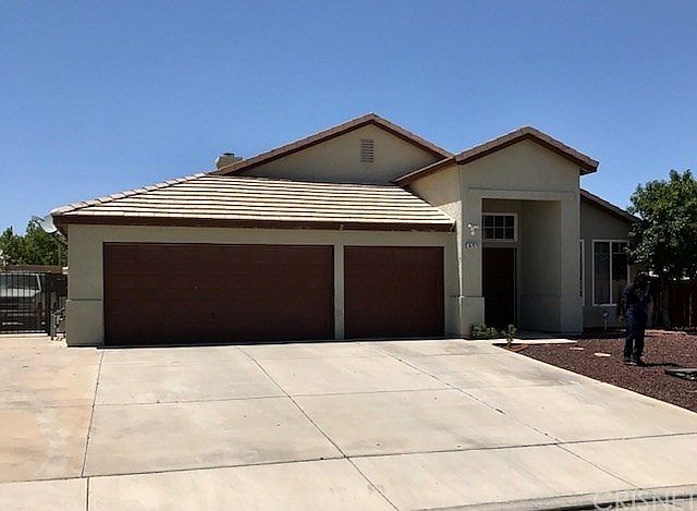 1st image of 36707 Macarthur Dr