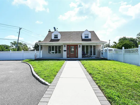 1 Douglas Drive, East Meadow, NY 11554