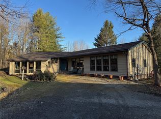 5536 Maple Crest Dr, Alfred Station, NY 14803