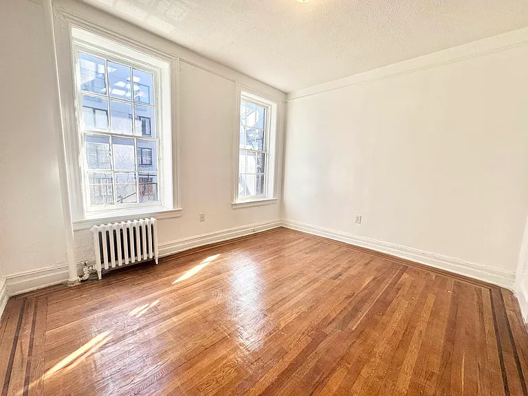 305 E 109th St #9 — Photo 15