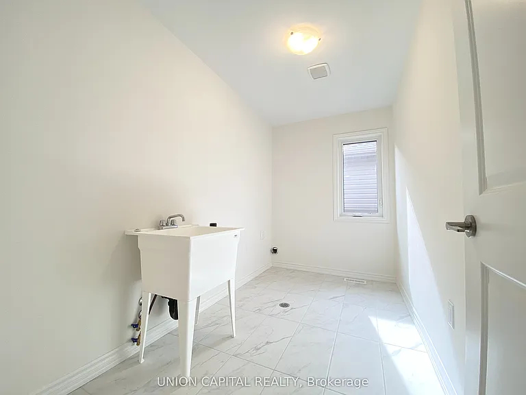 113 Shepherd Dr — Photo 31