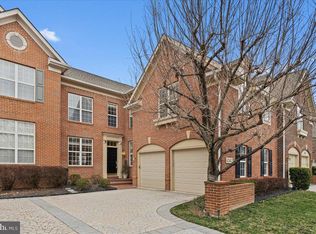 43412 Westchester Sq, Leesburg, VA 20176