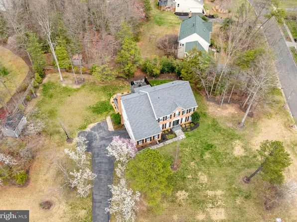 8110 Maplegate Pl, Glenn Dale, MD 20769