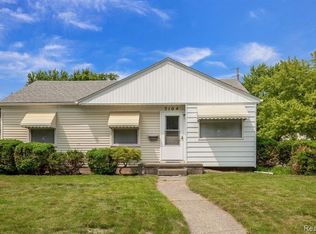 3104 Starr Rd, Royal Oak, MI 48073
