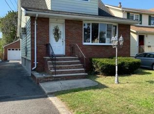 27 Livingston Ave, Lyndhurst, NJ 07071