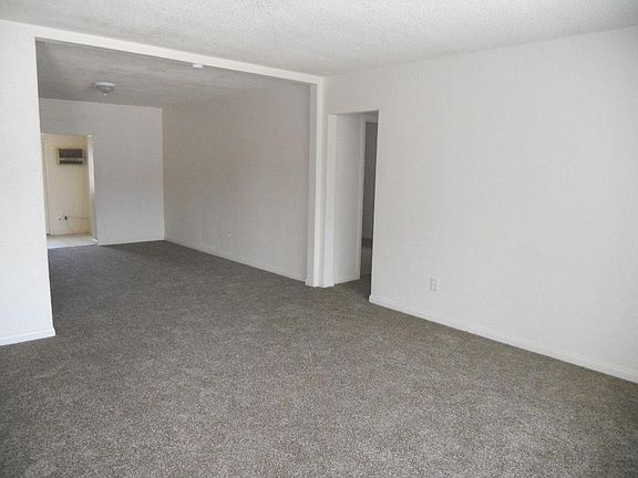 2nd image of 218 N Dillon Ave