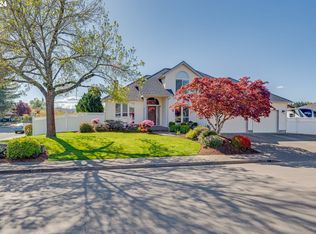 1575 SW Wright St, McMinnville, OR 97128