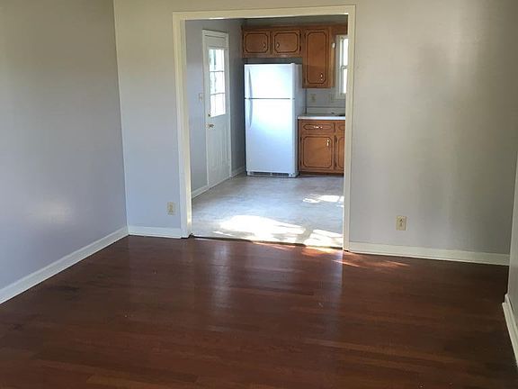 2nd image of 510 Gainey Dr