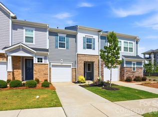 2037 Howell Creek Way, Charlotte, NC 28215