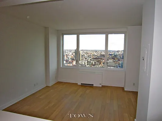 Rented by Town Residential | media 25