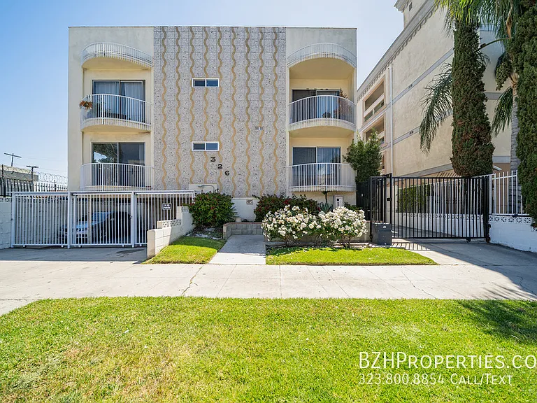 326 S Serrano Ave #4B — Photo 13