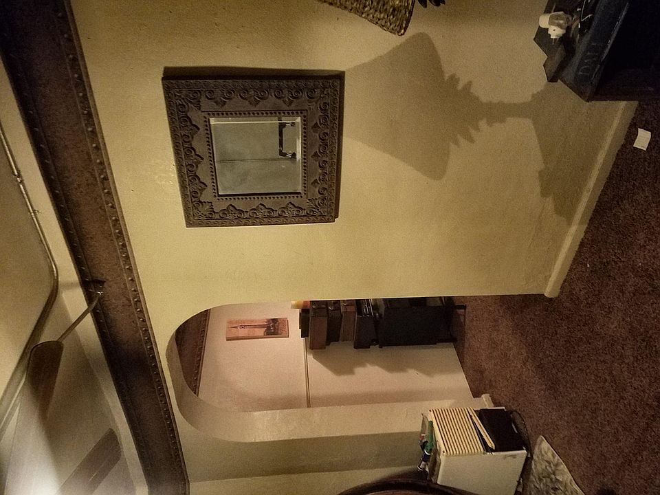 2nd image of 125 S 5th St #Furnished