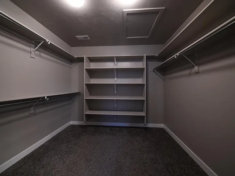 1391 W Bridal Veil Dr — Photo 14