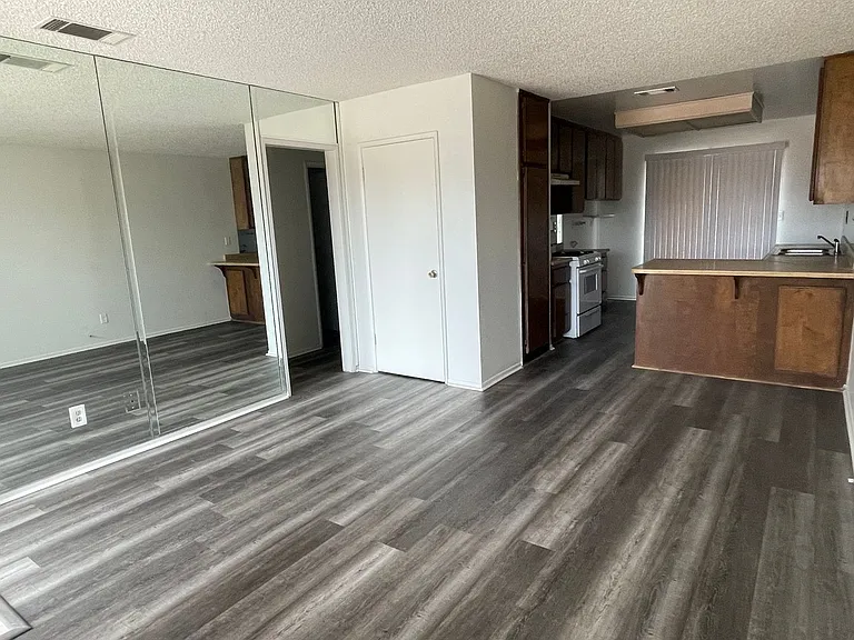 13191 Kiowa Rd — Photo 3
