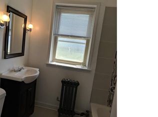 2554 E 76th St APT 1, Chicago, IL 60649
