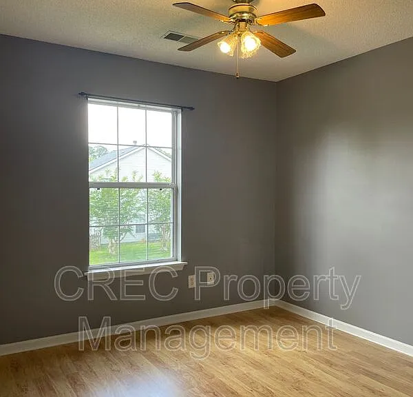 204 Two Pond Loop — Photo 8
