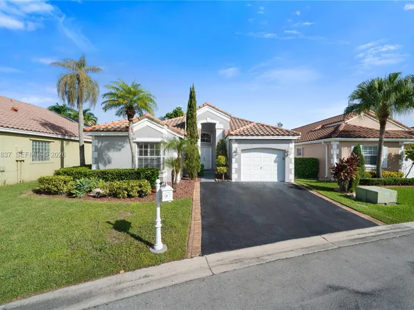 366 Bedford Ave, Weston, FL 33326