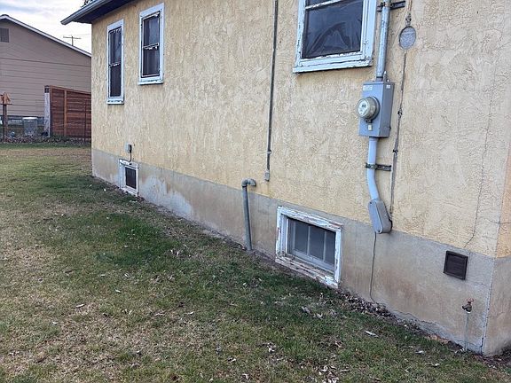 5th image of 3313 4th St