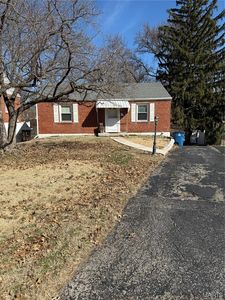 105 Sylvia Dr, Saint Louis, MO, 63125
