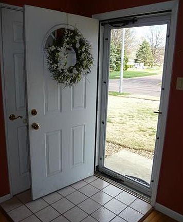 3rd image of 105 Francisca Dr