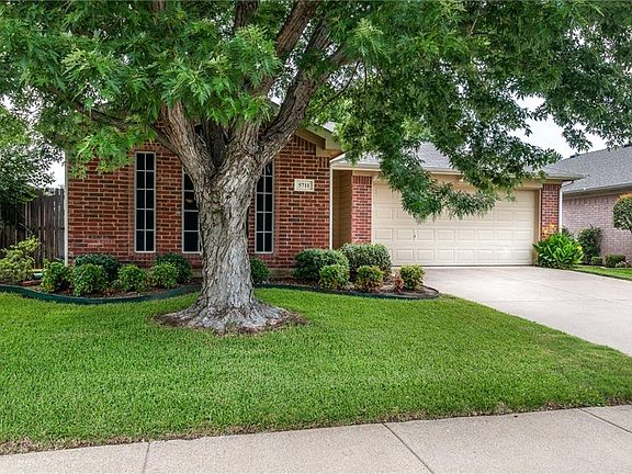 3rd image of 5711 Alicante Dr