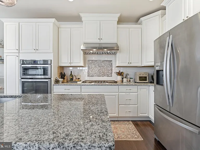 101 Murray Ln — Photo 13
