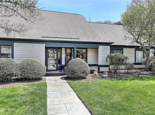 3 Pendleton Pl, Narragansett, RI 02882