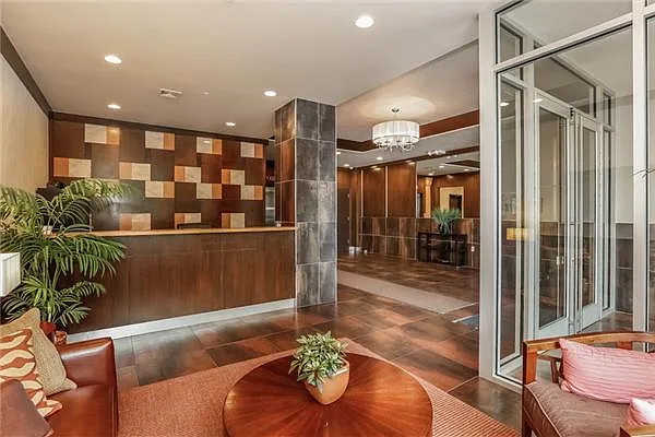 Sold by Martini Real Estate | media 18