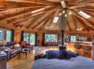 225 Richardson Rd, Sautee Nacoochee, GA 30571