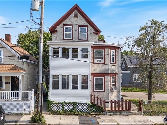 2nd image of 14 Atkinson St