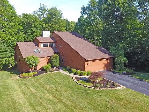 2nd image of 9957 Indian Springs Dr