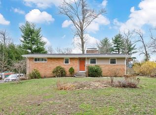 102 Falley Dr, Westfield, MA 01085