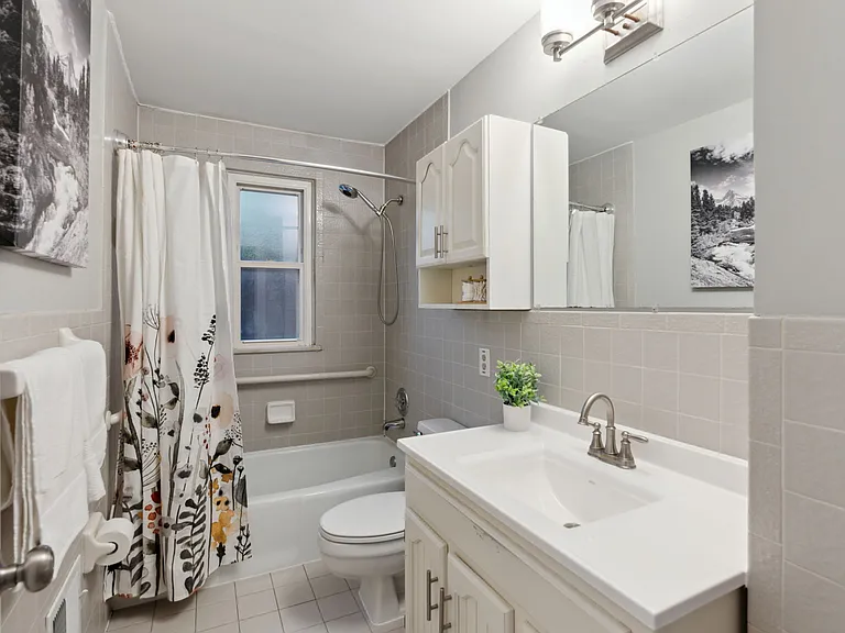 2415 Telegraph Rd — Photo 16