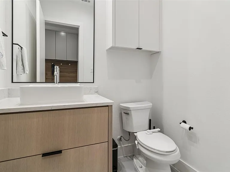 3932 Valley Ridge Rd — Photo 21