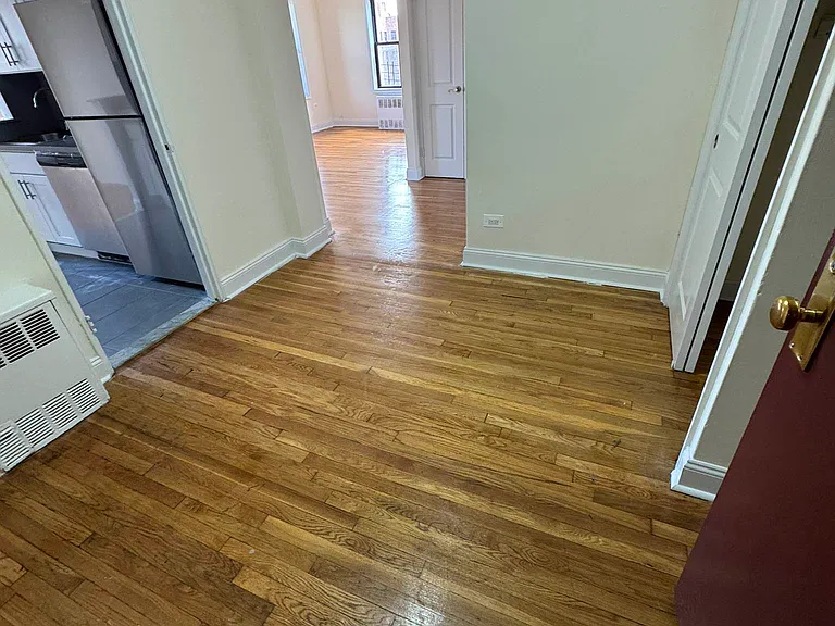 14431 41st Ave #1F — Photo 3