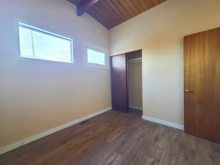 8820 Meadowlark Rd NW — Photo 11