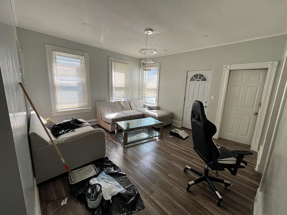 2nd image of 80 N 1st St #1