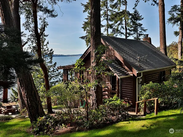 4210 Beach Drive, Freeland, WA 98249