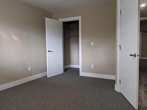 4th image of 10166 Jackson Rd