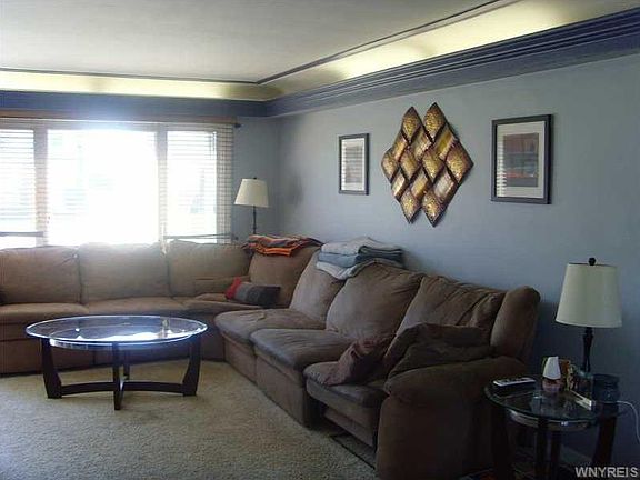 4th image of 554 Woodland Dr
