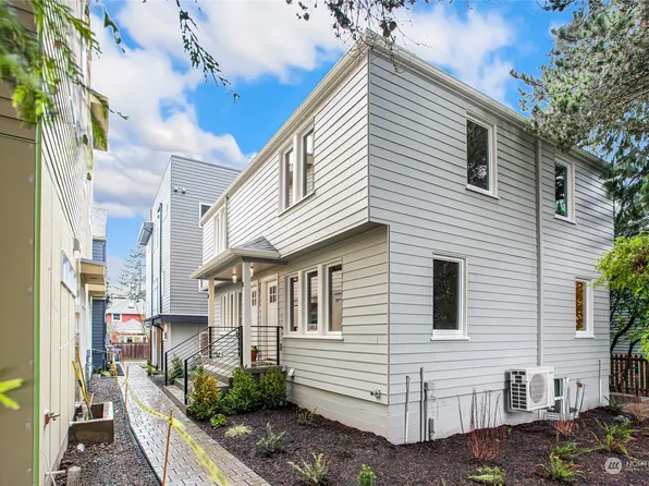 1517 A 44th Avenue SW, Seattle, WA 98116