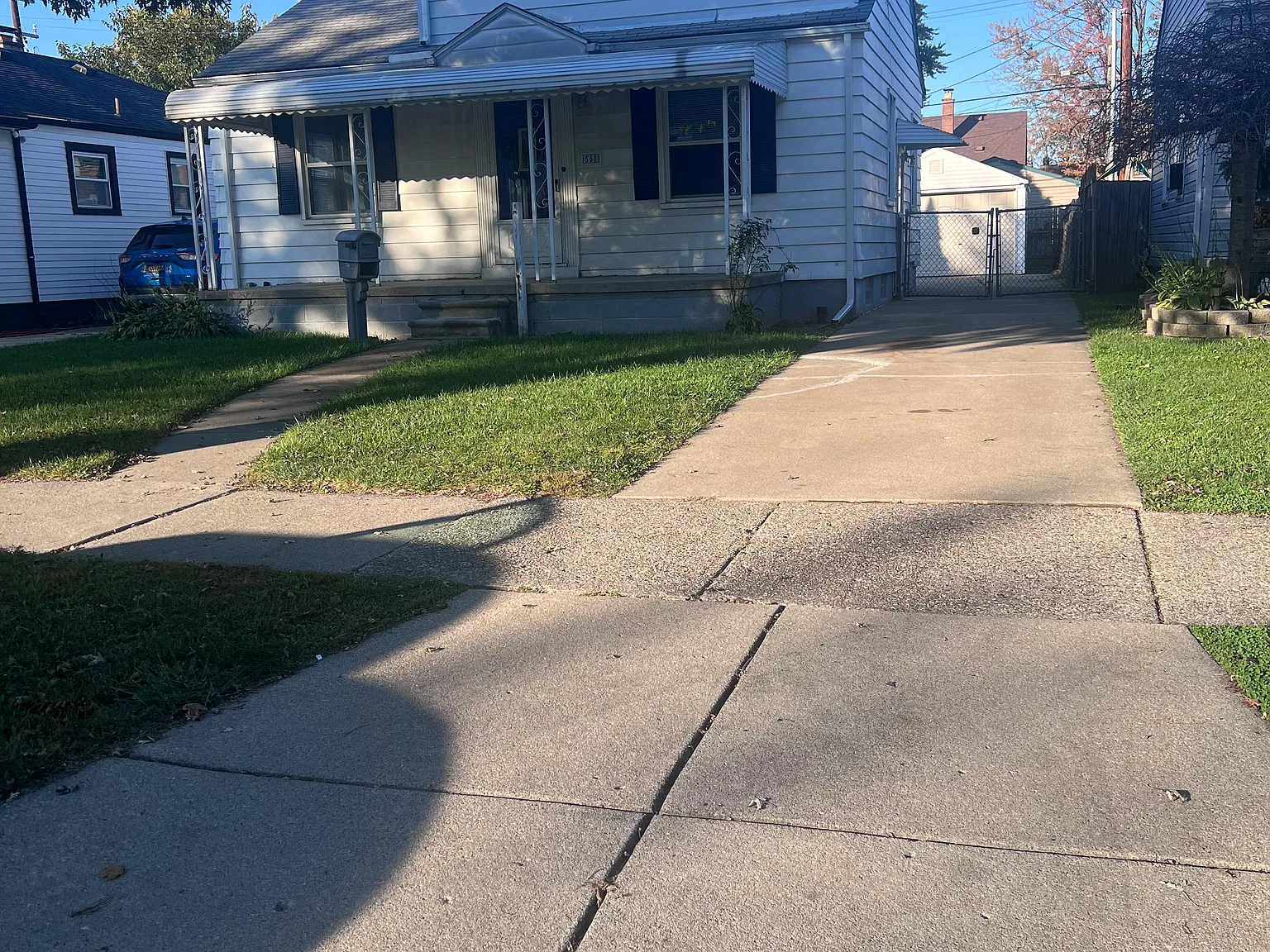 3 bed, 1412 sqft, $1,650 — Photo 1