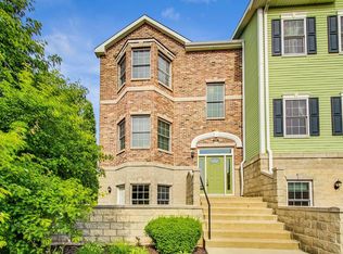 7933 Fredricksburg Ct UNIT 101, Bristol, WI 53104