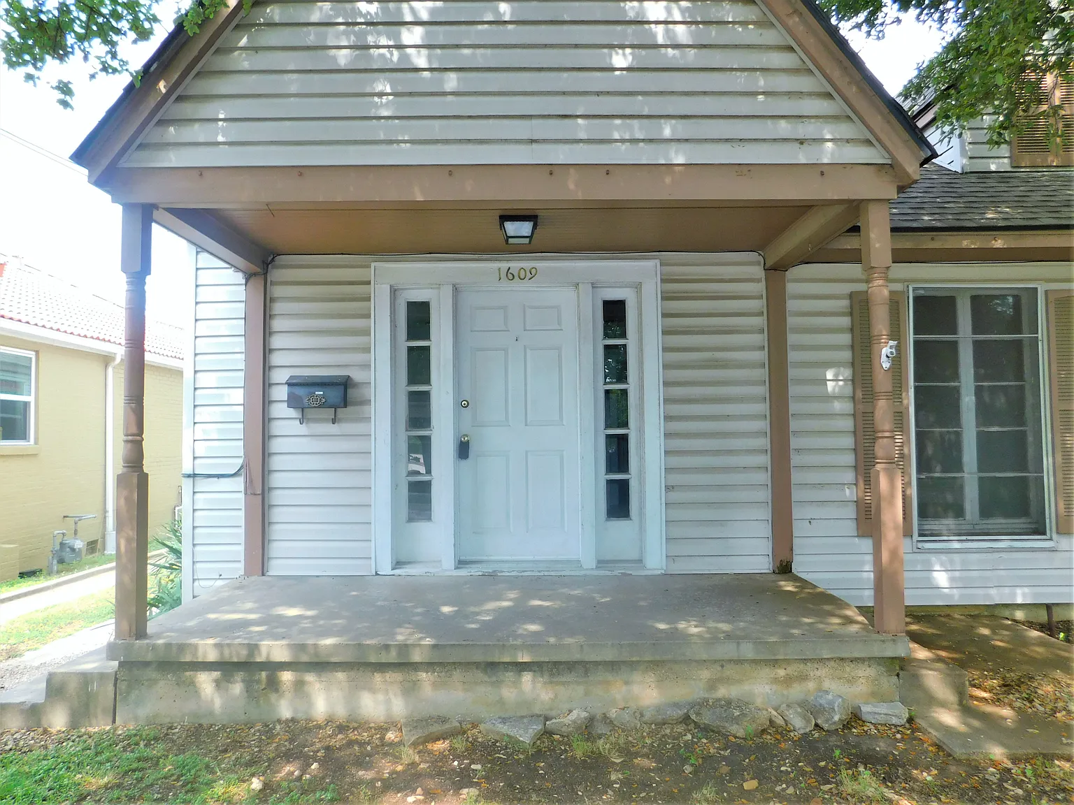 2 bed, 967 sqft, $1,450 — Photo 3